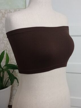 Classic Off-Shoulder Crop Tube Top - Brown
